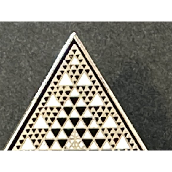 Judy Chicago 1987 triangle Holocaust Project brooch pin signed black white ename - Picture 15 of 16